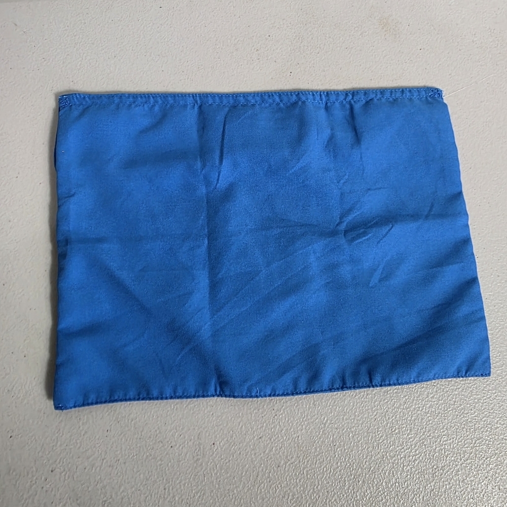 Vineyard Vines Bright Blue Organizer - Picture 2 of 6